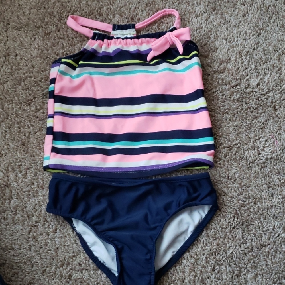 Girl's bathing suit